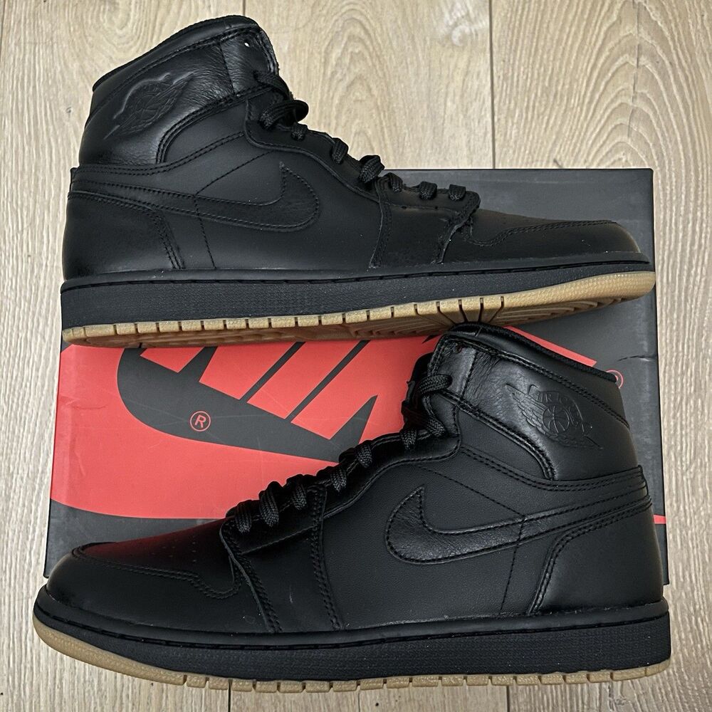 Nike Air Jordan 1 Retro Black Gum Bottom (2014) Size 11.5